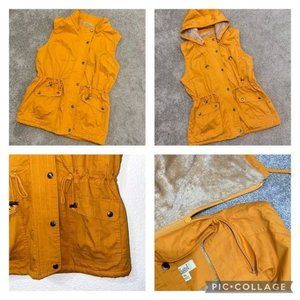 SALE Lightweight UTILITY CARGO VEST Drawstring Fur-Lined Jacket Removable Hood